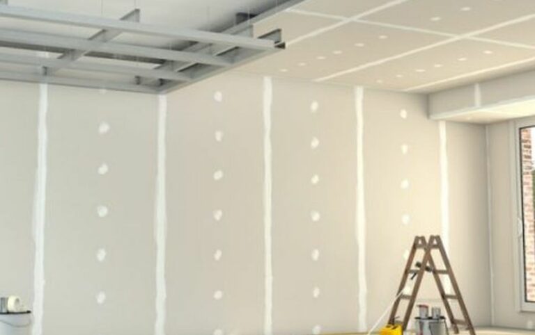 Utilisation des plaques de placo : isolation, réalisation et aménagement intérieurs.