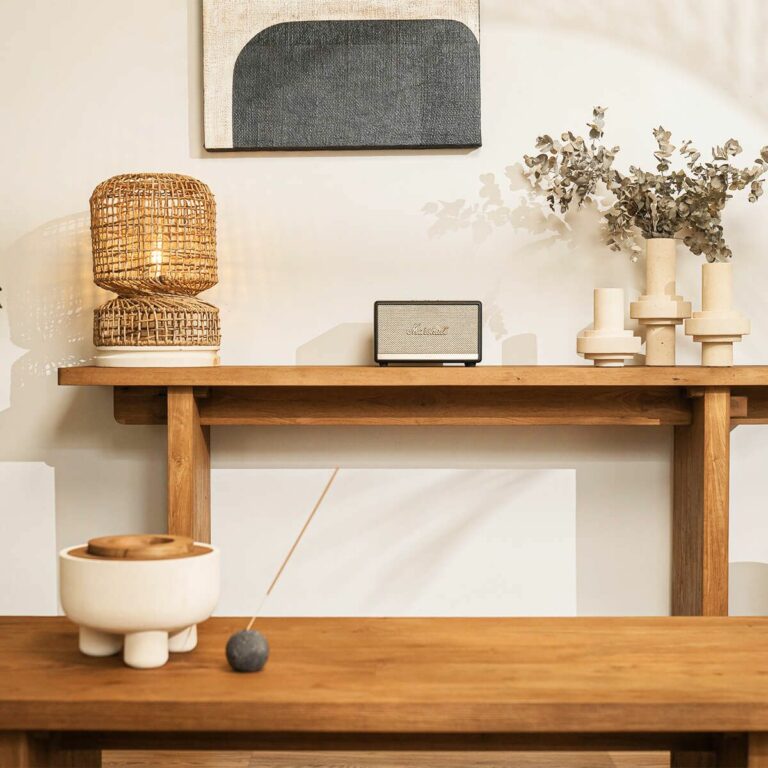 Console design bois : élégance et fonctionnalité dans l&rsquo;ameublement moderne