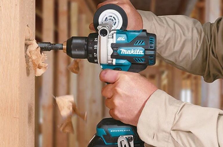 Perceuse visseuse Racetools : performance et fiabilité pour vos projets de bricolage